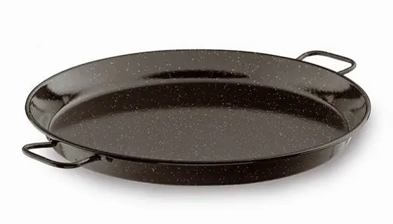 Spanish paella pan